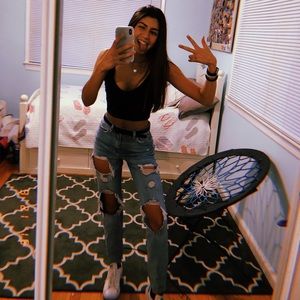 Meet your Posher, Alex